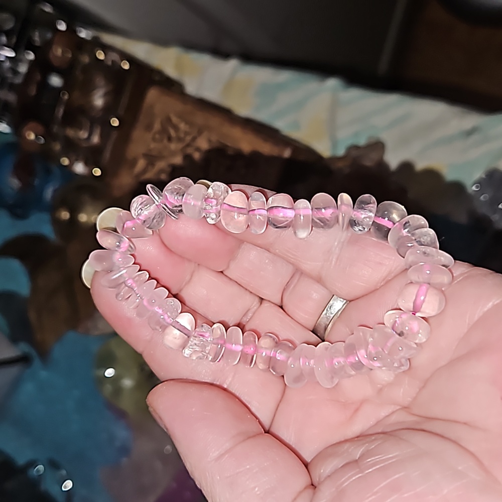 Large chip Rose quartz bracelet